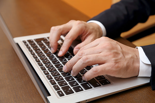 弁護士に相談するメリットについて